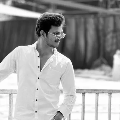 『мR』Aashish_ Walvekar▄︻̷̿┻̿═━一 profile