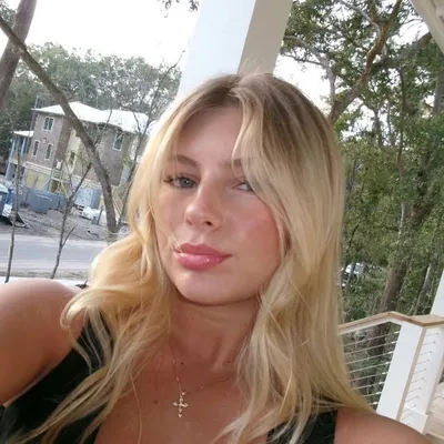 alli ♡ profile