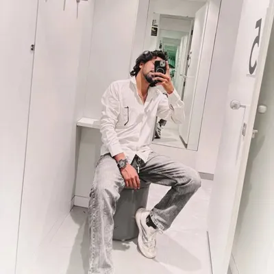 Aahil Badshah { امن } profile