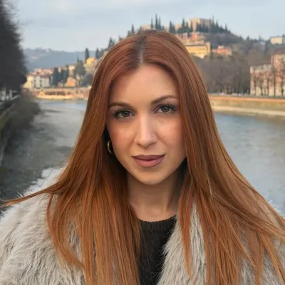 ANDREA ALBA profile