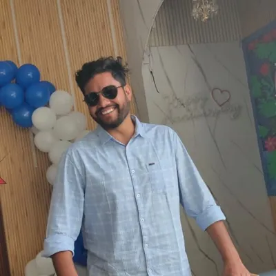 Aniket Shukla profile