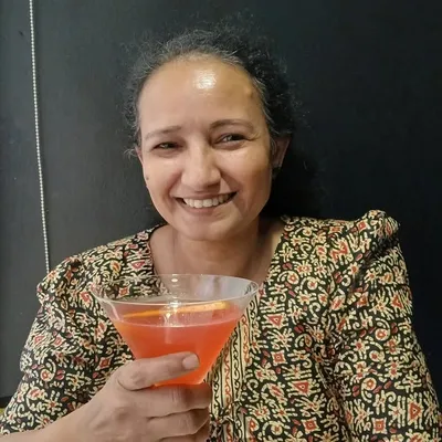 Anjali Joglekar profile