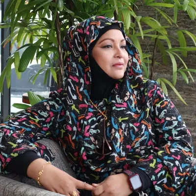Anne Abdullah profile