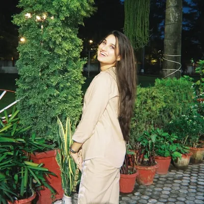 Anshika Khanna💫 profile