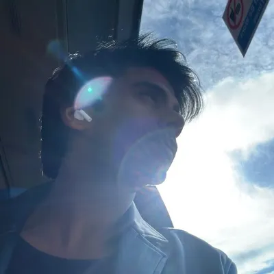 Anubhav Tomar profile