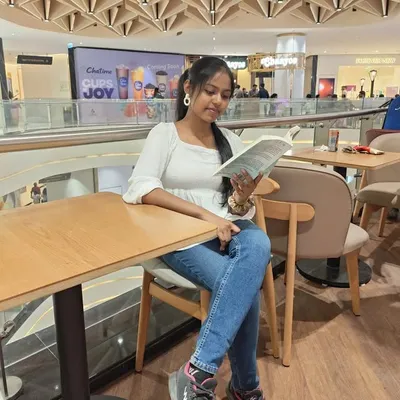 Anushka Das ๐ธ profile