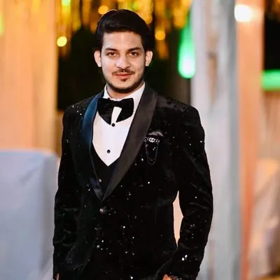 Arham Khan ♛ profile
