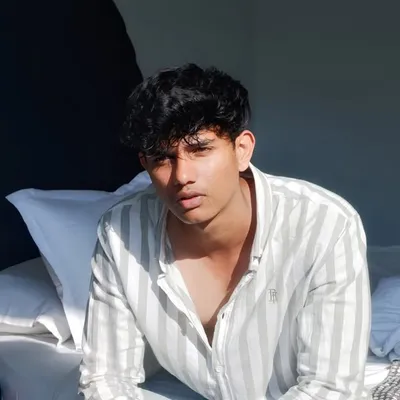 ऋतूराज देशमुख 🪐 profile