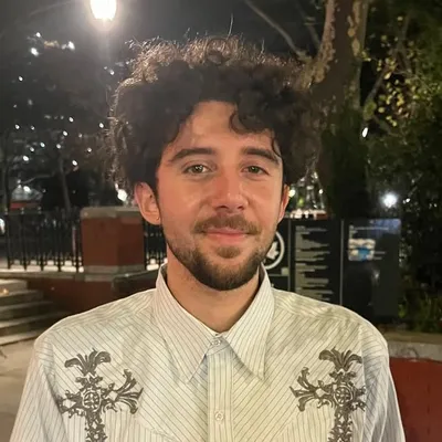 Carlos Peralta profile