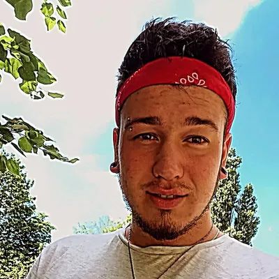 Dawid Plebanek profile