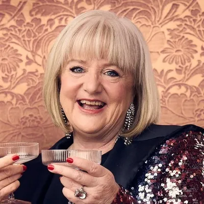 Denise Scott profile