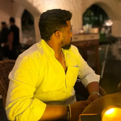 Dhiren Rao®️ profile