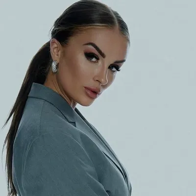 Diana 🥥 profile