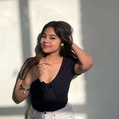 Disha mahajan profile