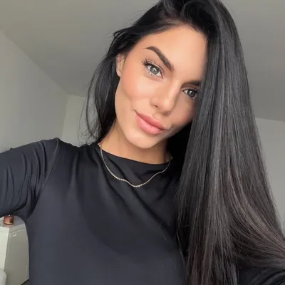 DOMINIKA profile