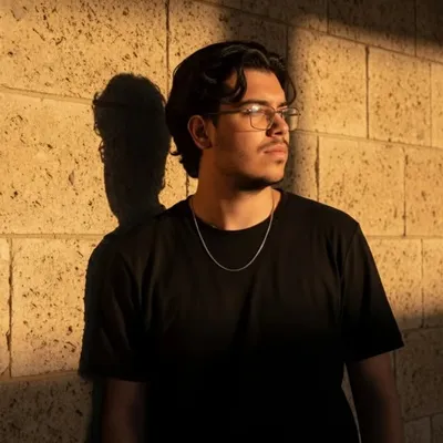 EL Bob profile