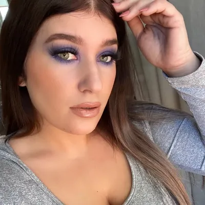 Francesca profile