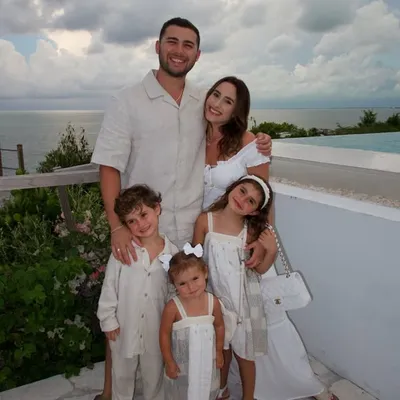 Gabby Carlin | The Carlin Family profile