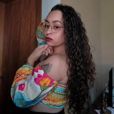 Gabriela Oliveira profile