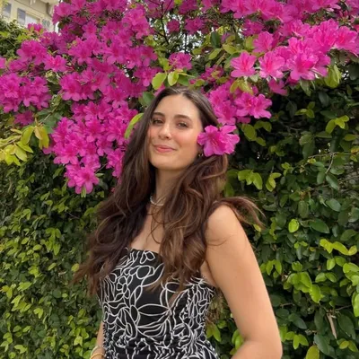 Gracie Davis profile
