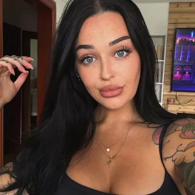 Han Davis profile
