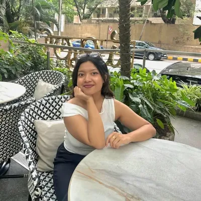 🌙Writer ¦ Social Media Manager profile
