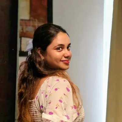Hiya Mukherjee ๐ป profile