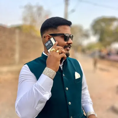 ʜᴀʀᴅɪᴋ_ᴠᴀɢʜᴇʟᴀ🤴🏻😎🔥 profile
