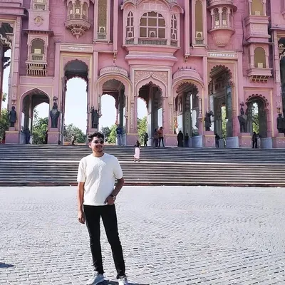 Vaibhav Tripathi profile