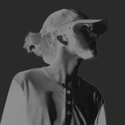 Aman {un homme} profile