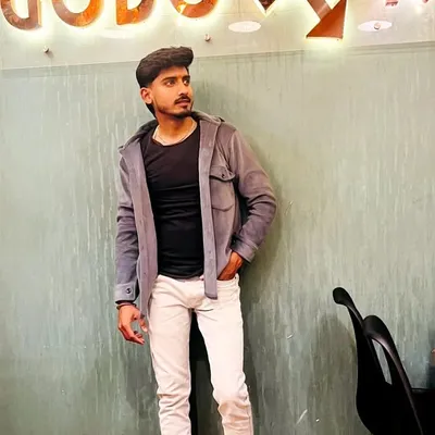 Saurabh Singh🔵 profile