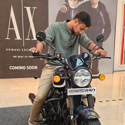 Ilhan Ayoob profile