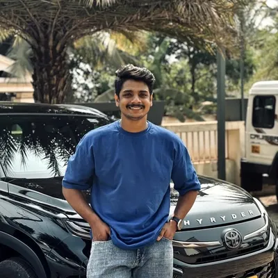 الياس profile