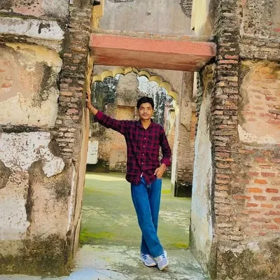 __Gurri__02 profile
