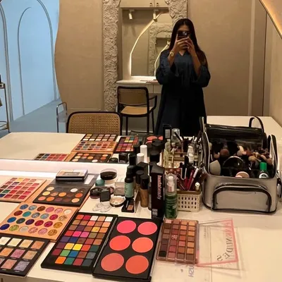 Ultimate glam by Iqra Raies ✨ profile