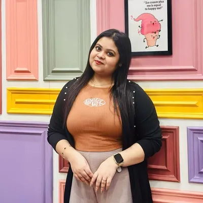 আত্রেয়ী ✨ profile
