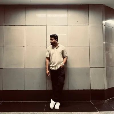 SARFRAZ👑 profile