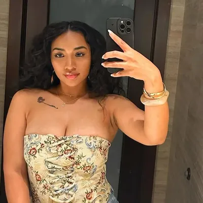 Jada Velez profile