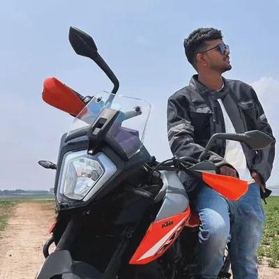 Karthik Gothe profile