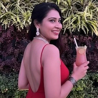 Khushbu shah profile