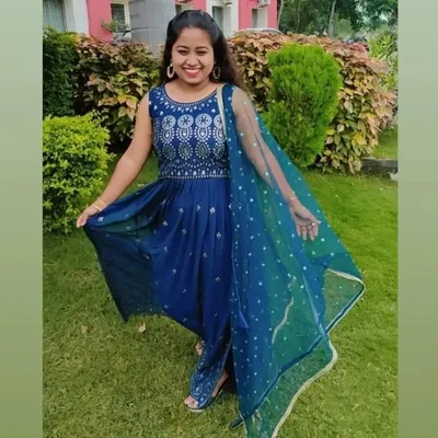 Khushi Rokade profile
