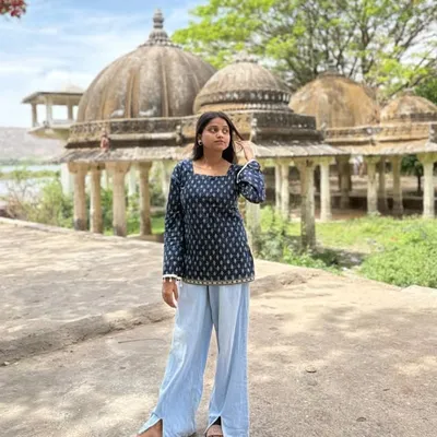 Kinjal_ Gameti | fashion & lifestyle🌸 profile