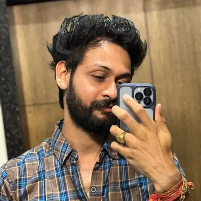 Manu singh profile