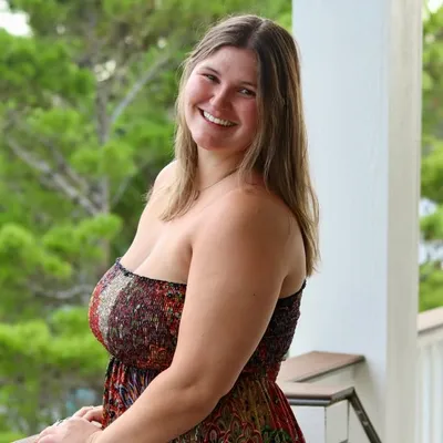 lacie dyer profile