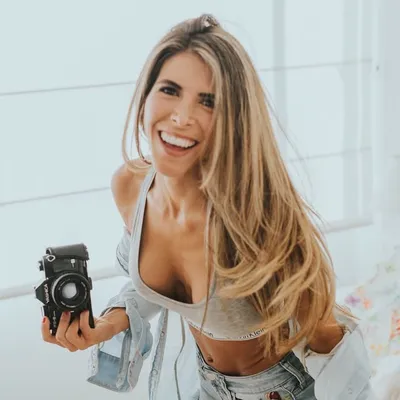 Lau Agudelo ๐ profile