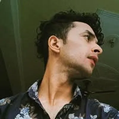 Leo Thakur profile
