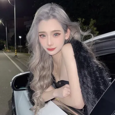 Uni 優妮|員林接髮 特殊色染髮 質感色系 profile