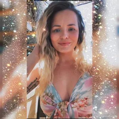LisaDee profile