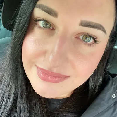 Loriskincare profile
