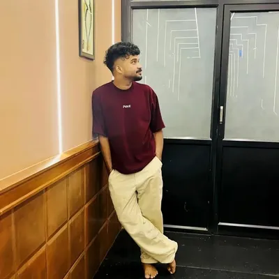 MaNu profile